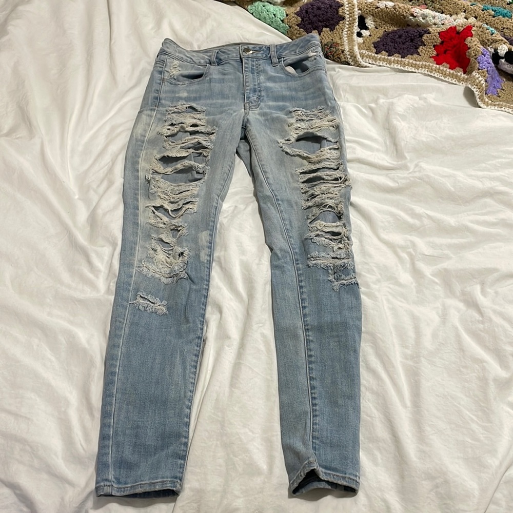 American Eagle Light Wash / Bleached Skinny Jean